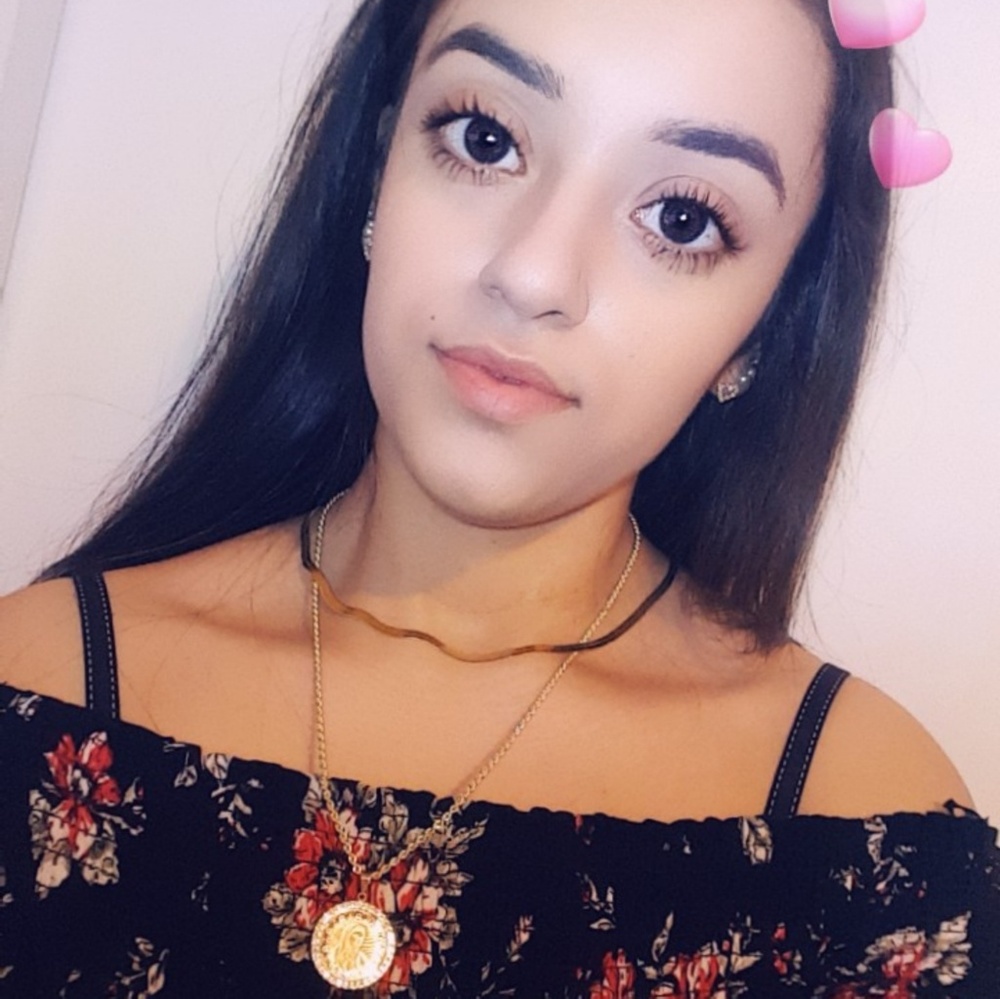 Meet your Posher, Ashley